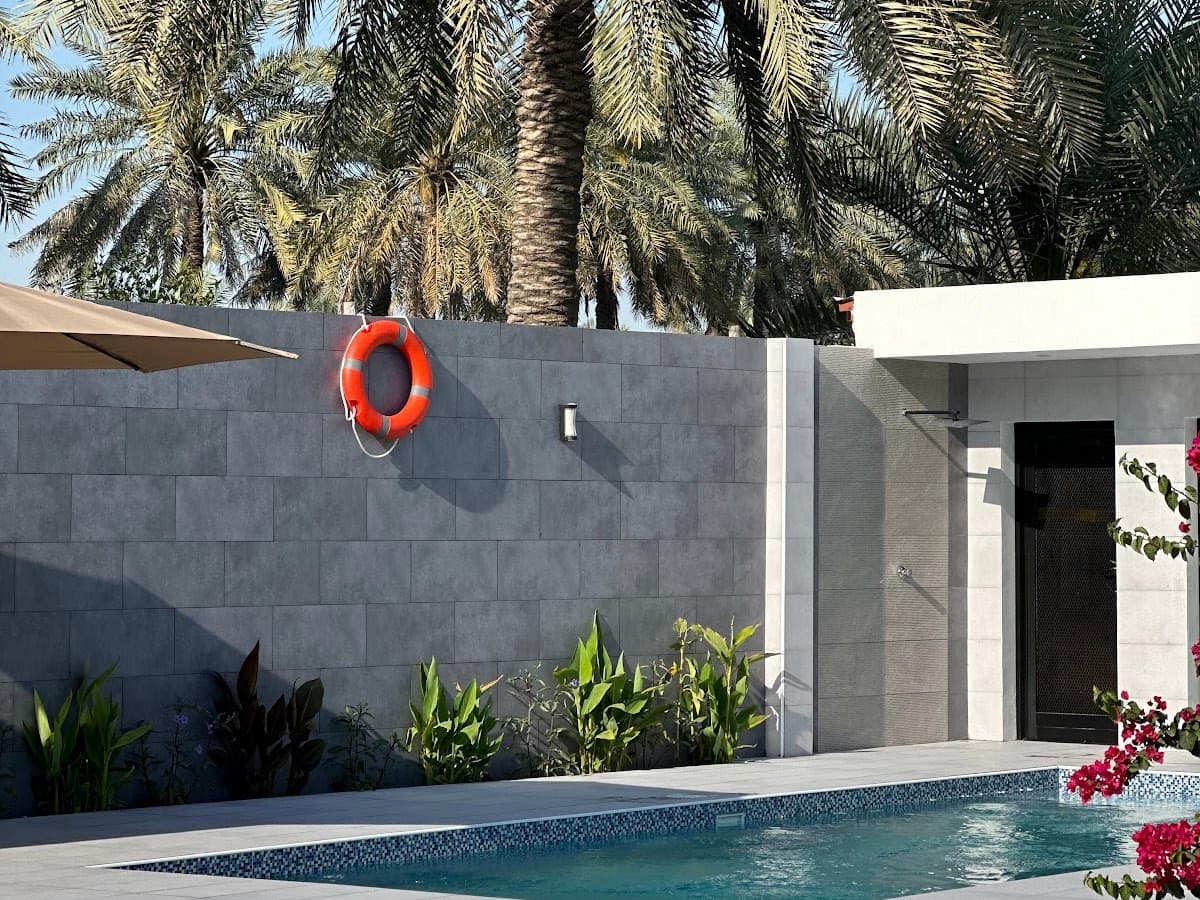 Lavino Resort — 1 / 7